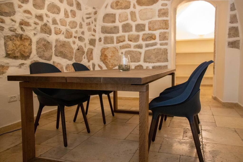 Cozy Heritage Home Yerusalem Bagian luar foto